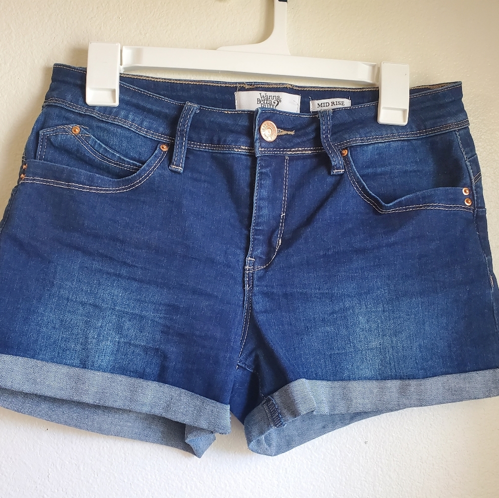 YMI Wanna Betta Butt Shorts size 7